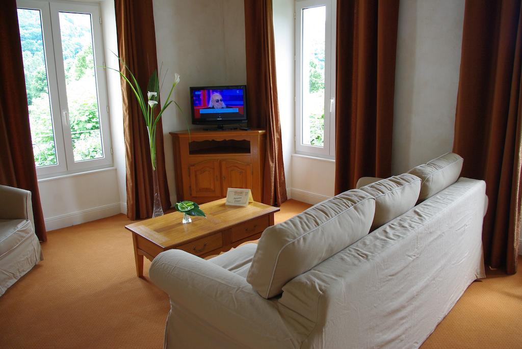 Hotel Beausejour Vic-sur-Cère Quarto foto